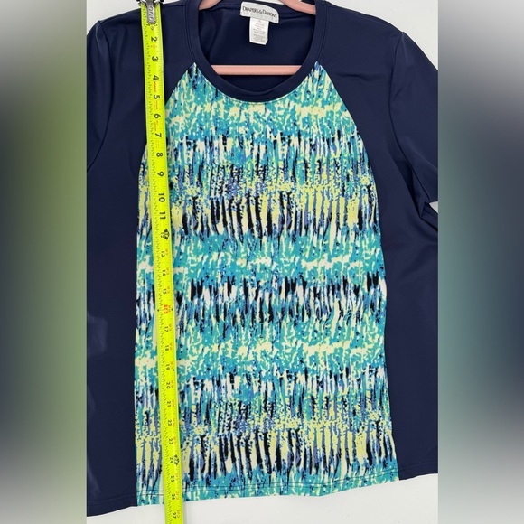 Drapers and Damons Women's Stretch Sun Shirt - Picture 6 of 9